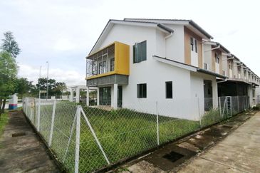 Laman Mawar @ Kota Seriemas