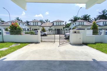 Seksyen 30, Shah Alam