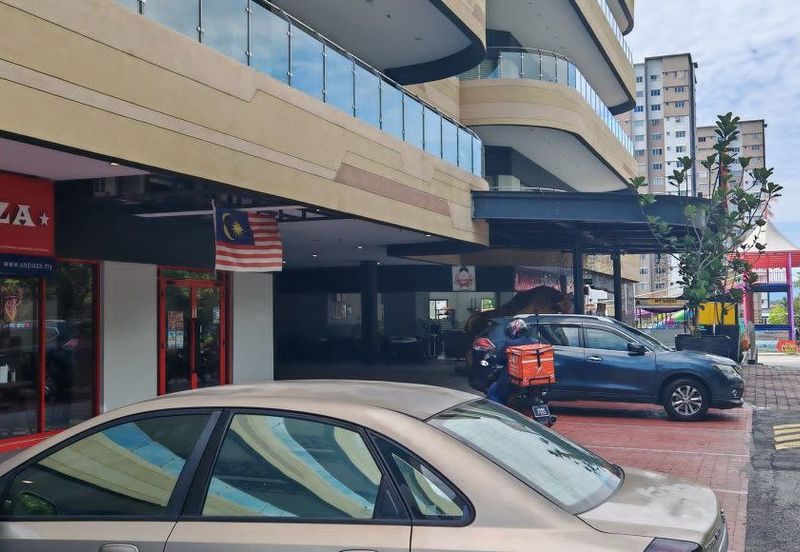 Ecohill Walk Mall, Setia Ecohill