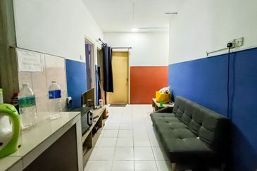 Vista Pinggiran, Taman Pinggiran Putra