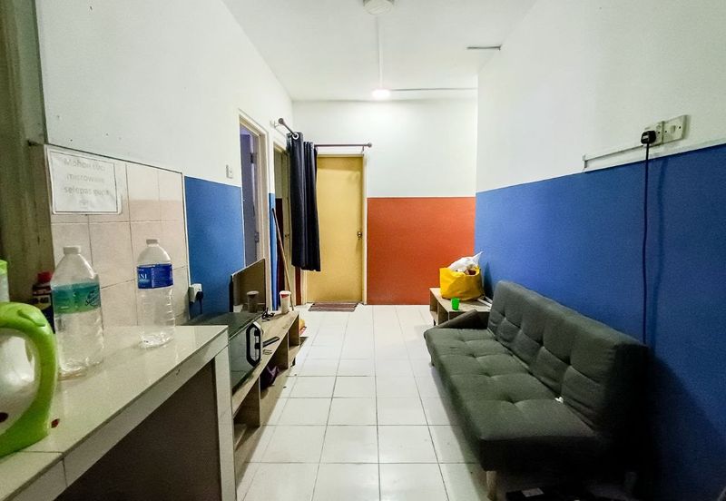 Vista Pinggiran, Taman Pinggiran Putra