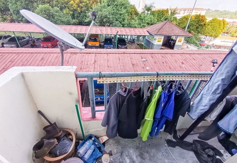 Vista Pinggiran, Taman Pinggiran Putra