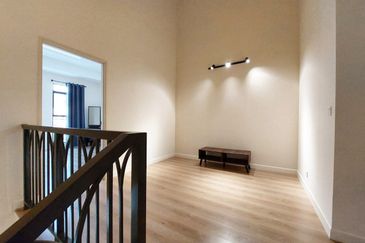 Monet Springtime @ Sunsuria City