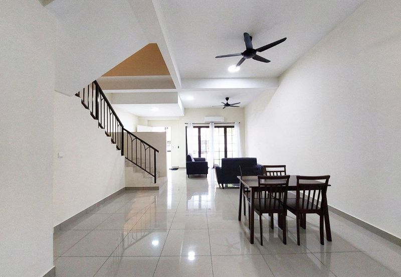 Monet Springtime @ Sunsuria City