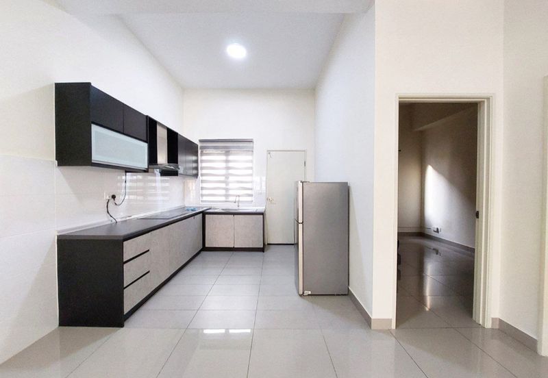 Monet Springtime @ Sunsuria City