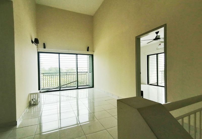 Laman Delfina @ Nilai Impian