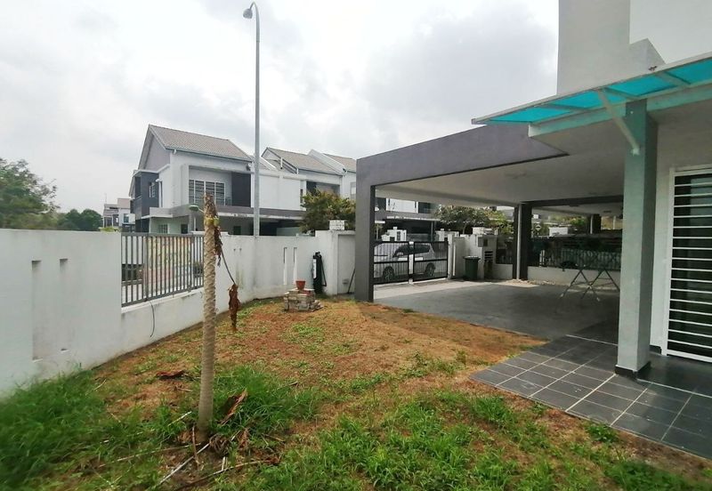 Laman Delfina @ Nilai Impian