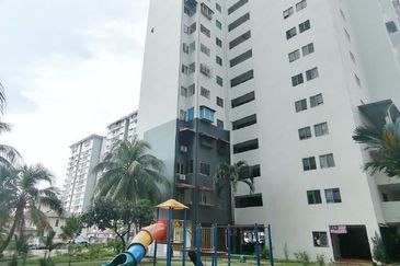 Sri Raya Apartments