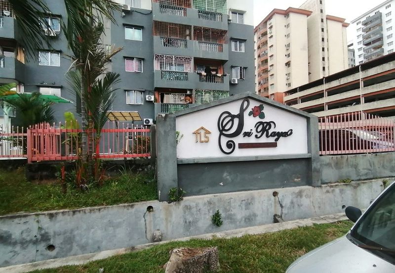 Sri Raya Apartments