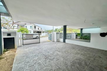 Laman Delfina @ Nilai Impian