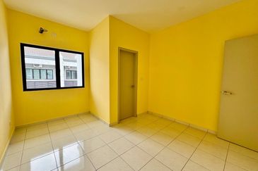 Laman Delfina @ Nilai Impian