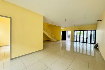 Laman Delfina @ Nilai Impian