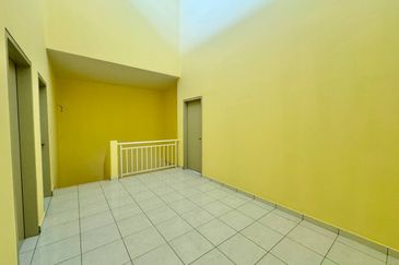 Laman Delfina @ Nilai Impian