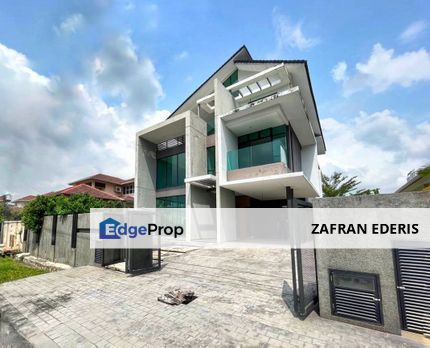 2.5 Storey Bungalow Taman Universiti Bangi, Selangor, Bangi