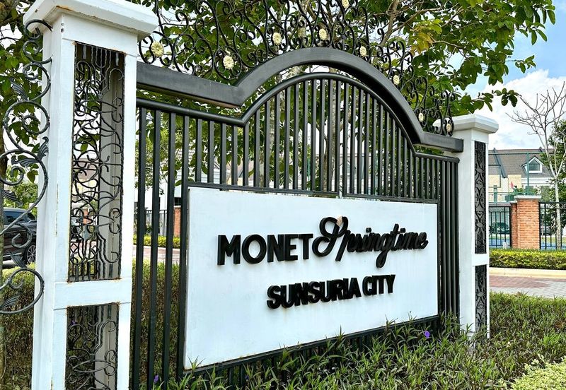 Monet Springtime @ Sunsuria City