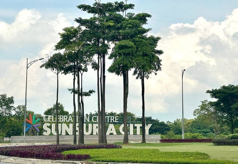 Monet Springtime @ Sunsuria City