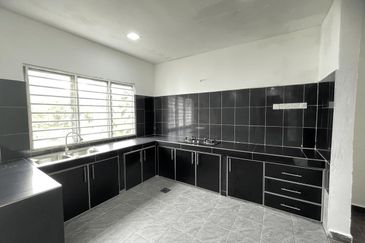 Taman Desa Saujana Langat