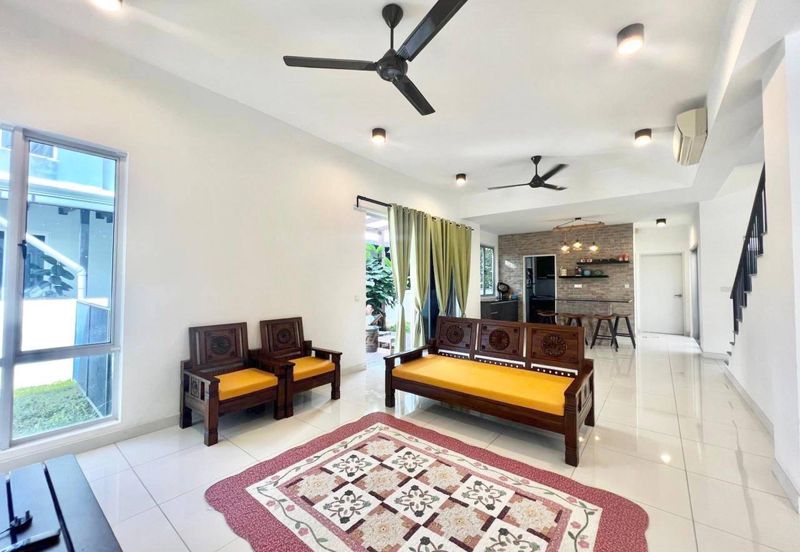 Parkfield Residences, Tropicana Heights