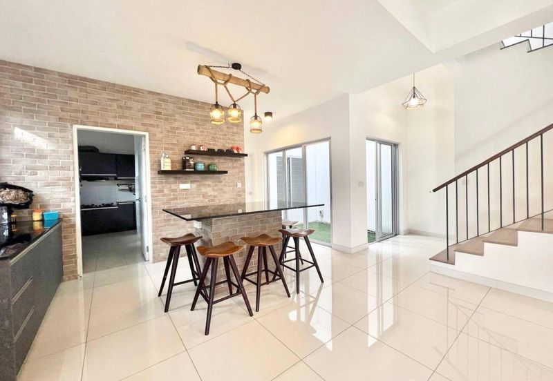 Parkfield Residences, Tropicana Heights