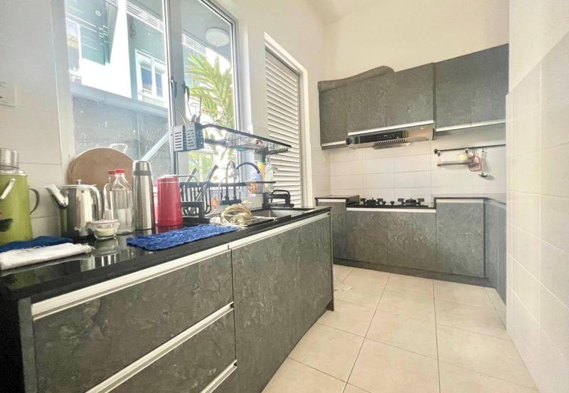 Parkfield Residences, Tropicana Heights