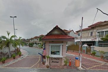 Taman Pinggiran Putra