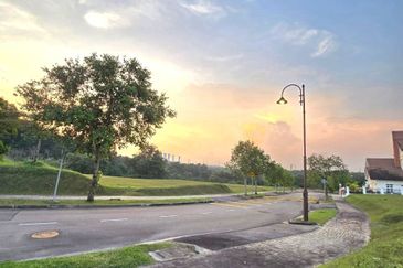 Perdana Hills ( Presint 11 )