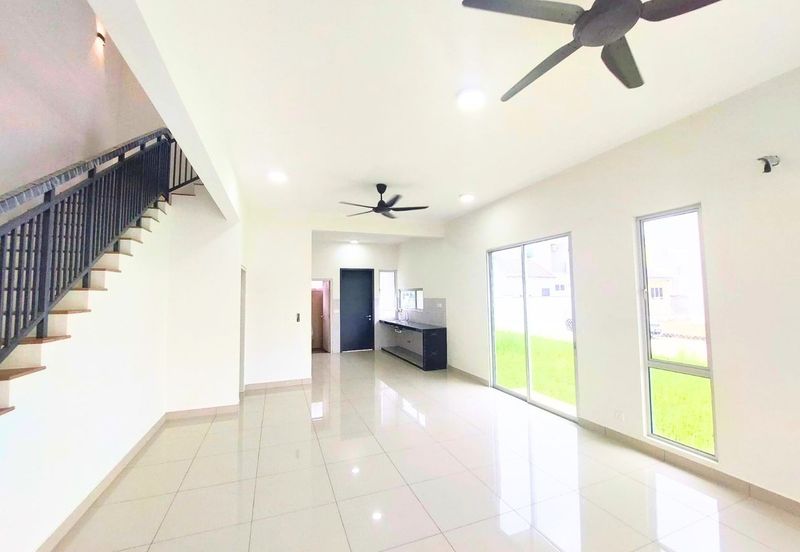 LAMAN MAWAR INDAH @ KOTA SERIEMAS