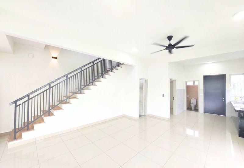 LAMAN MAWAR INDAH @ KOTA SERIEMAS