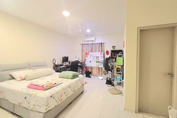 Laman Delfina @ Nilai Impian