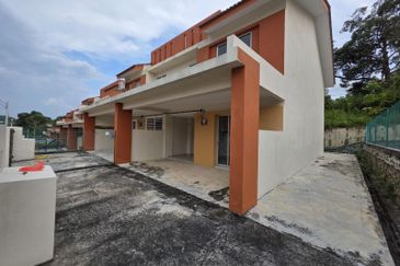 Bandar Baru Salak Tinggi