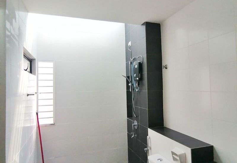 Laman Delfina @ Nilai Impian