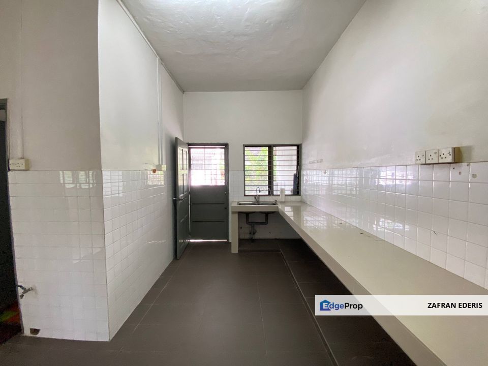 Taman Sungai Mas Kajang Double Storey End Lot For Sale, Selangor, Kajang