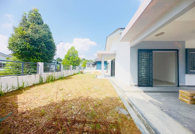 Albury at Mahkota Hills