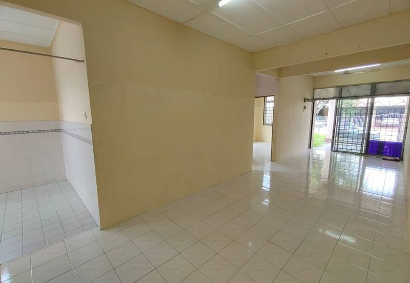 Taman Seroja, Bandar Baru Salak Tinggi