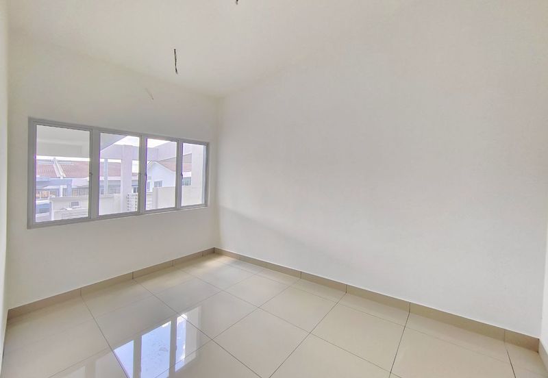 Albury at Mahkota Hills