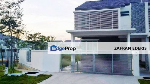 Corner Lot Laman Cempakasuria Kota Seriemas Nilai, Negeri Sembilan, Nilai
