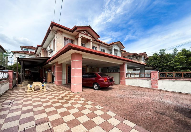 Taman Pinggiran Putra