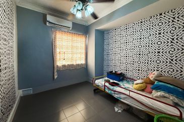 Taman Pinggiran Putra