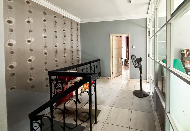 Taman Pinggiran Putra