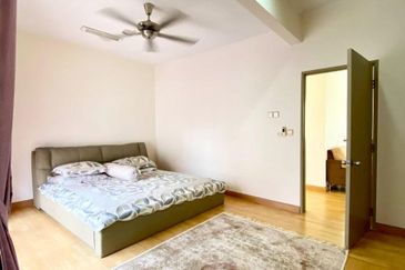 BANDAR ENSTEK (JENTAYU)