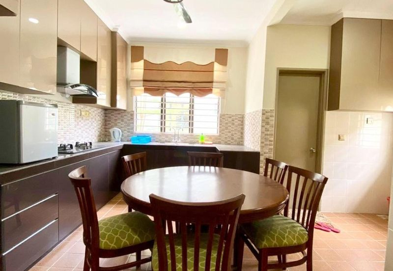 BANDAR ENSTEK (JENTAYU)