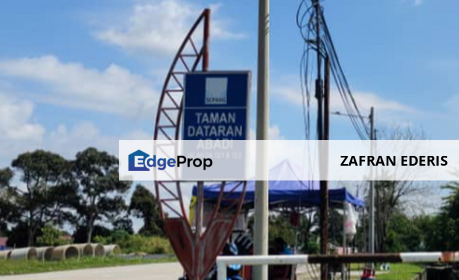 Bank Lelong - Dataran Abadi Sepang, Selangor, Sepang