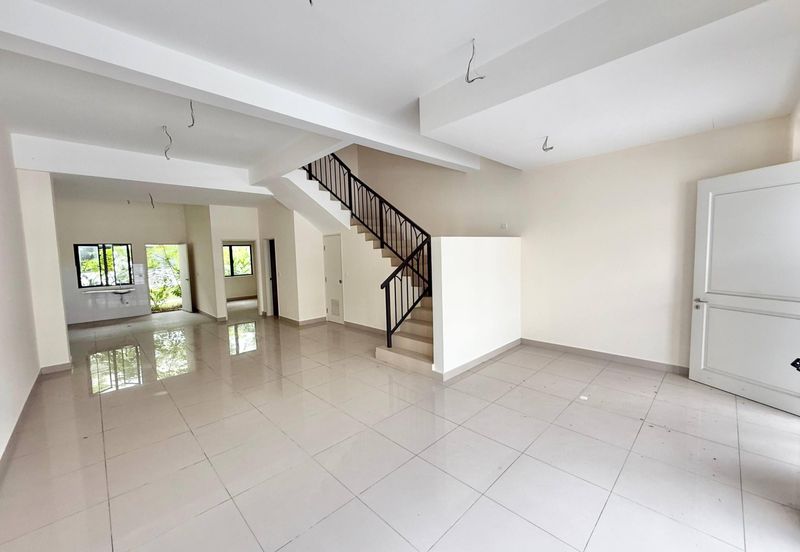 Monet Springtime @ Sunsuria City