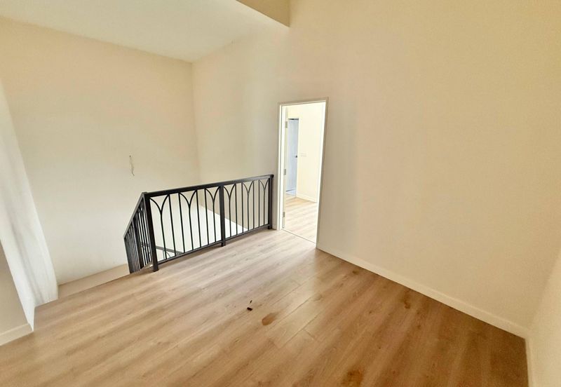 Monet Springtime @ Sunsuria City