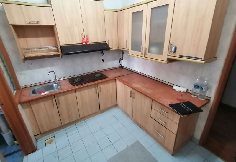 Pangsapuri Mawar Sari