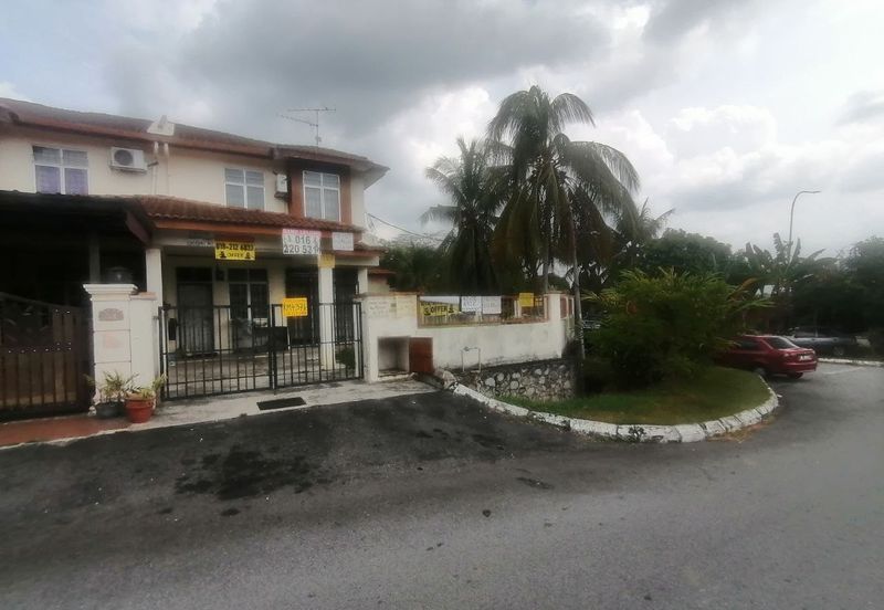 Taman Mawar, Bandar Baru Salak Tinggi