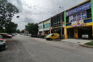Pusat Bandar Putra Permai