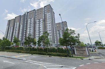 D'Kayangan Apartment @Setia Ecohill