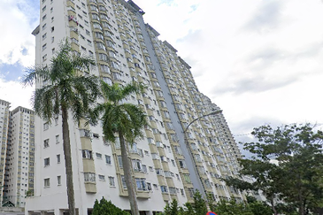 Endah Regal Condominium