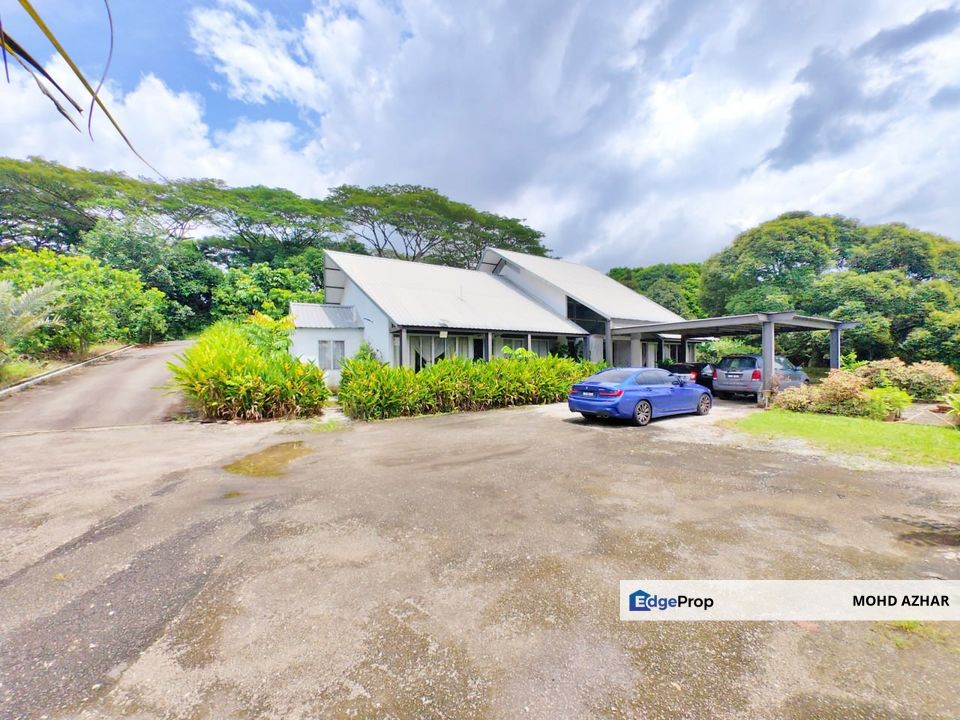 1 Storey Lakeside Bungalow With Orchard Land Planters Haven Nilai, Negeri Sembilan, Seremban